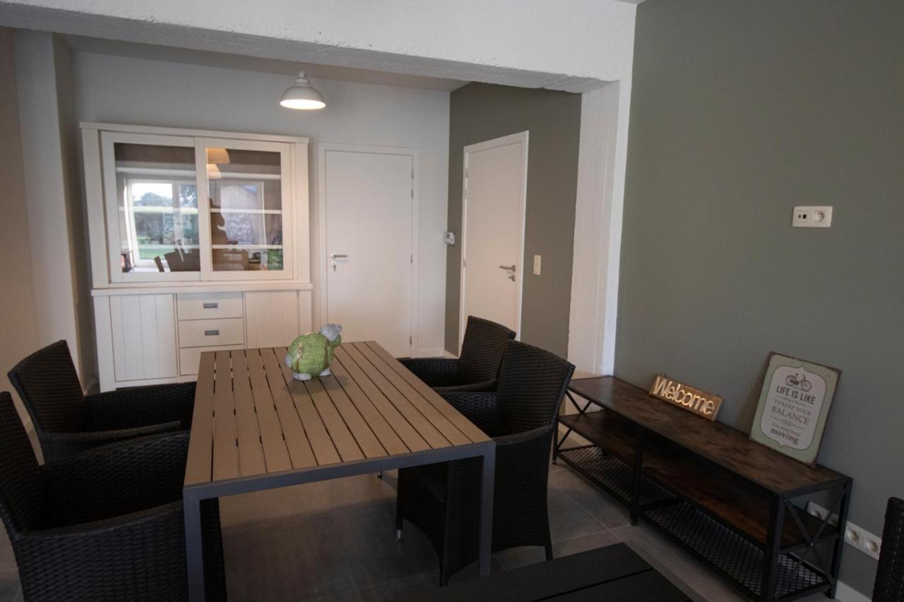 De Hoog Velden 14 Apartment Pelt Bagian luar foto